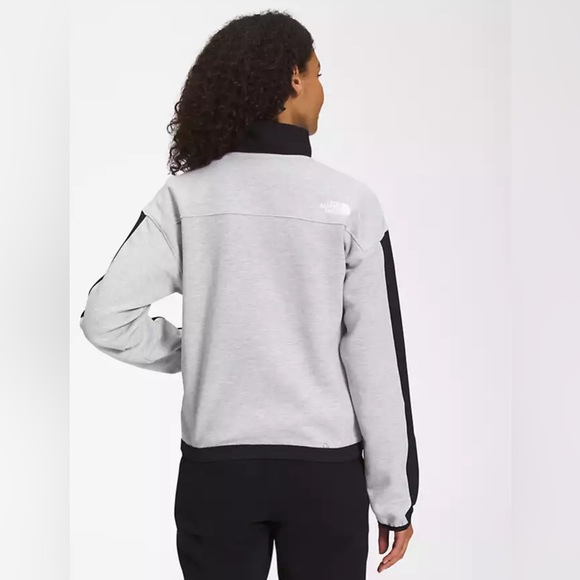 The North Face Tech Pullover Sweater - Zip Neck Size Color Light Grey Heather - Picture 3 of 6
